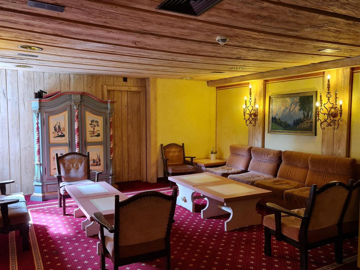 Das Kronen Hotel Seefeld in Tirol Exterior photo