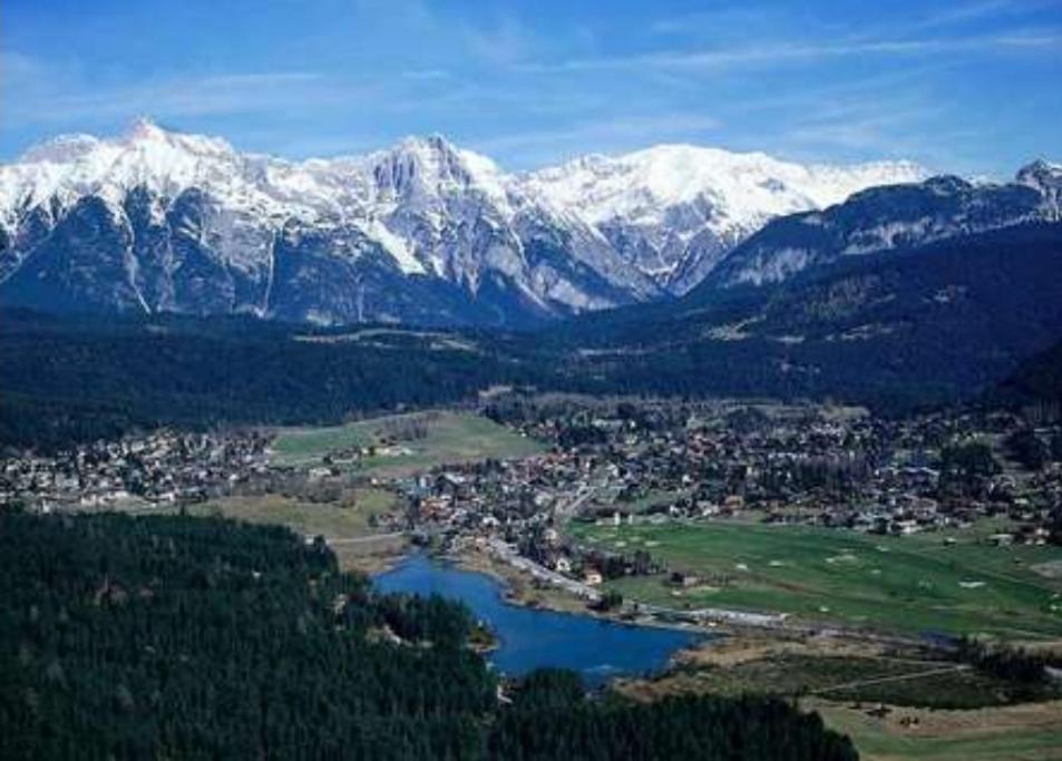 Das Kronen Hotel Seefeld in Tirol Exterior photo